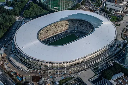 新国立競技場が酷すぎる！増税してゴミを作るなと批判の声も／巨人のトイレ